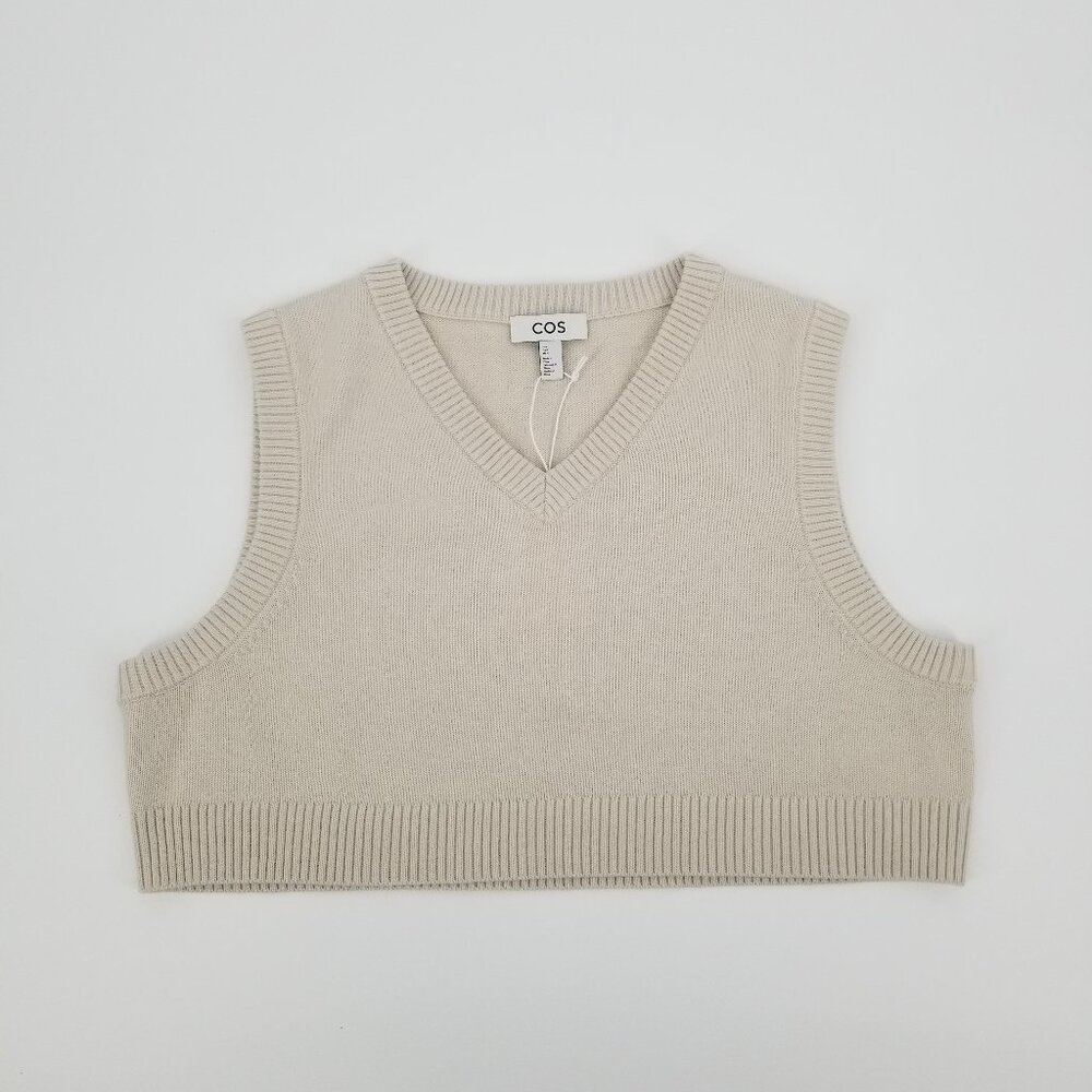 NWT COS Cropped V-neck Sweater Vest  Preppy Minimalist- Soft Med. Weight Wool